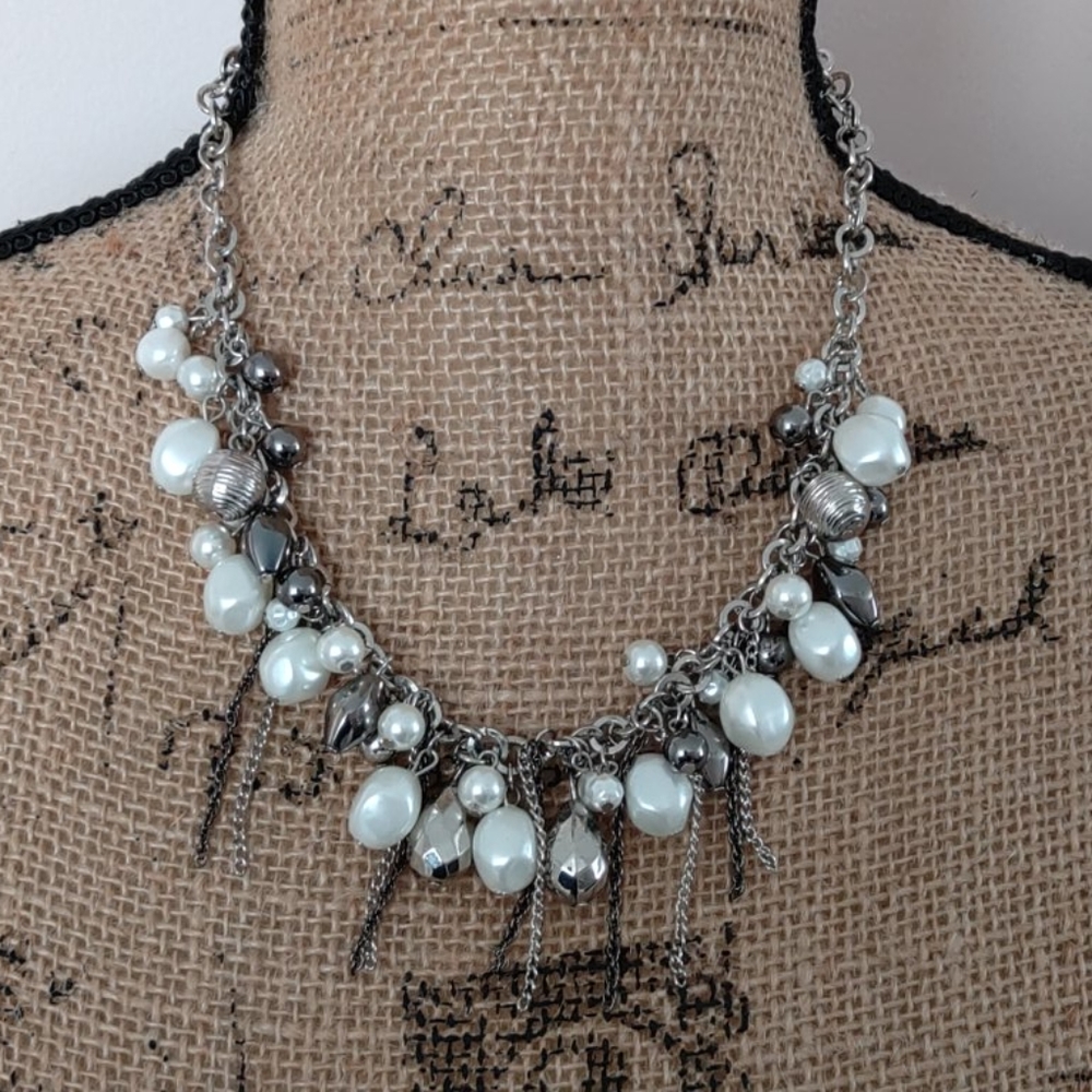 New York & Co silver beaded tassel chunky necklace